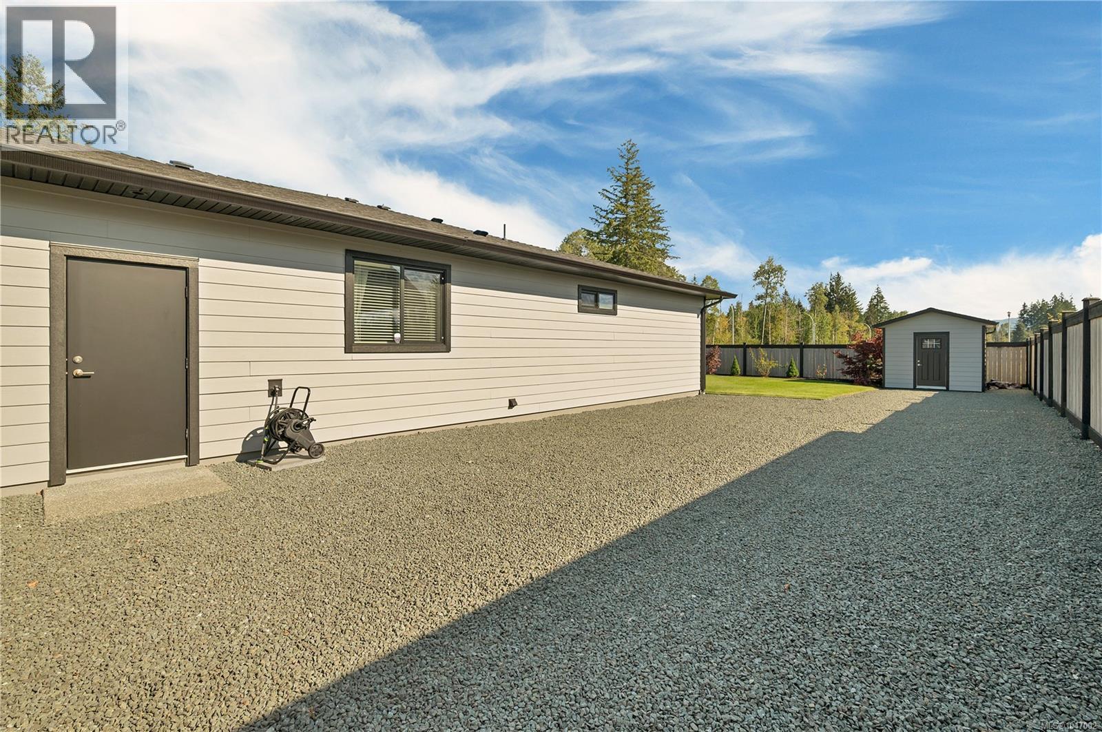 2105 Evergreen Rd, Campbell River, British Columbia  V9W 0C8 - Photo 38 - 1047002