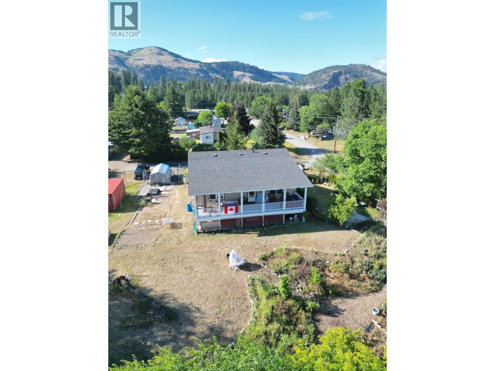 4240 Vancouver Avenue E, Grand Forks, British Columbia  V0H 1H5 - Photo 3 - 10393563
