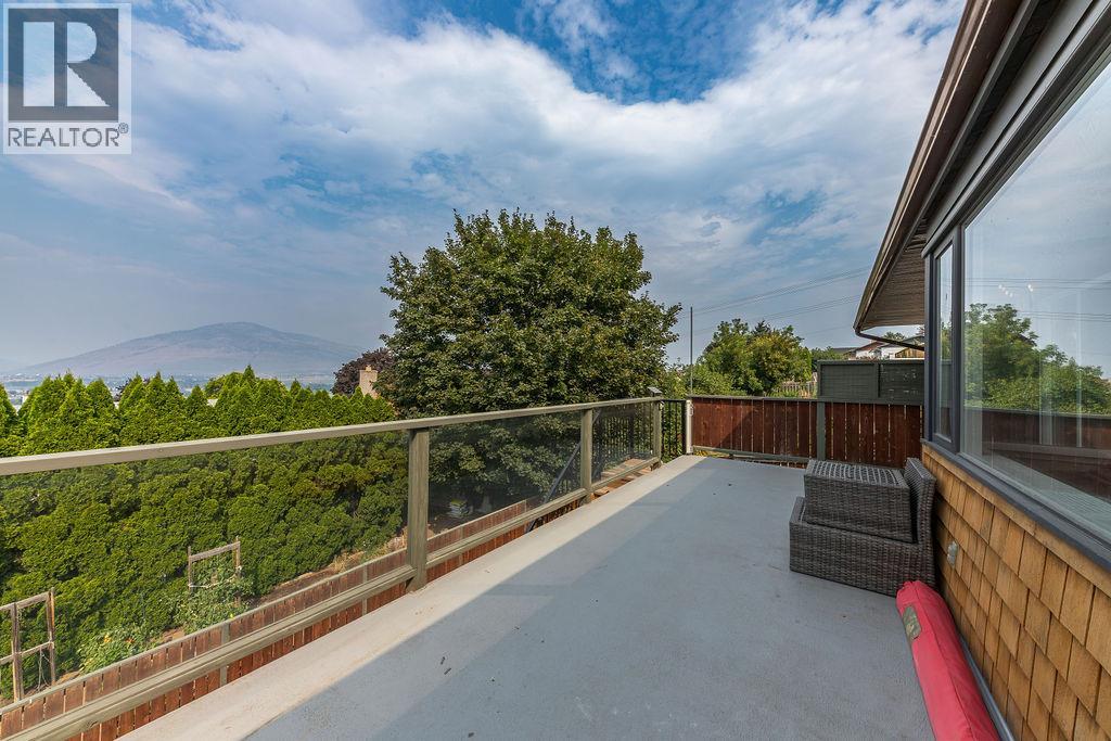 760 Arbutus Street, Kamloops, British Columbia  V2C 5W5 - Photo 7 - 10397596