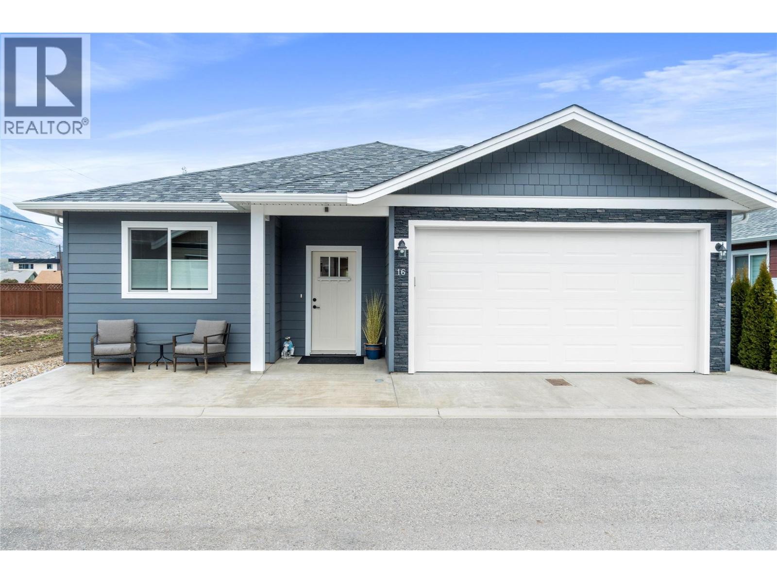 1330 10 Street SW Unit# 16, Salmon Arm, British Columbia