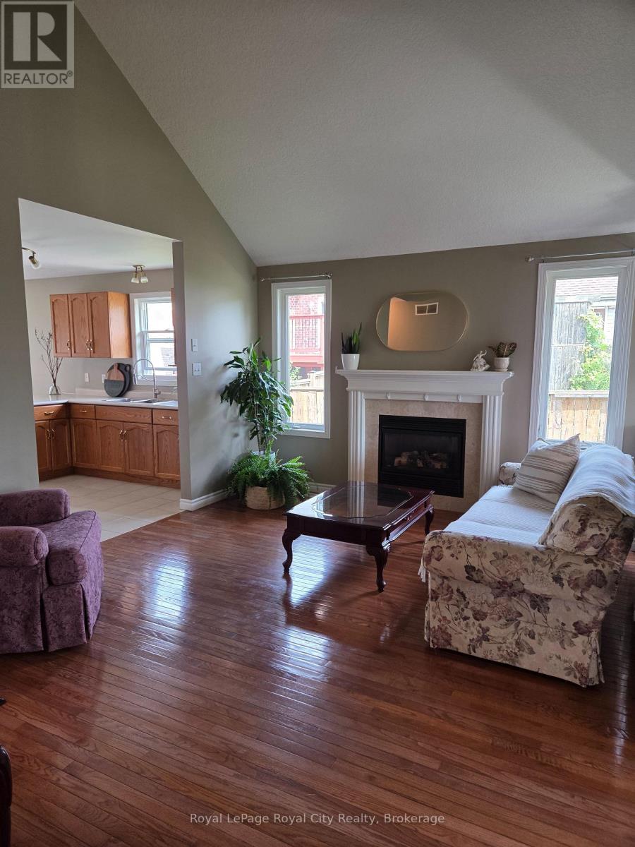 3 Marigold Drive, Guelph, Ontario  N1C 1G7 - Photo 41 - X13582636