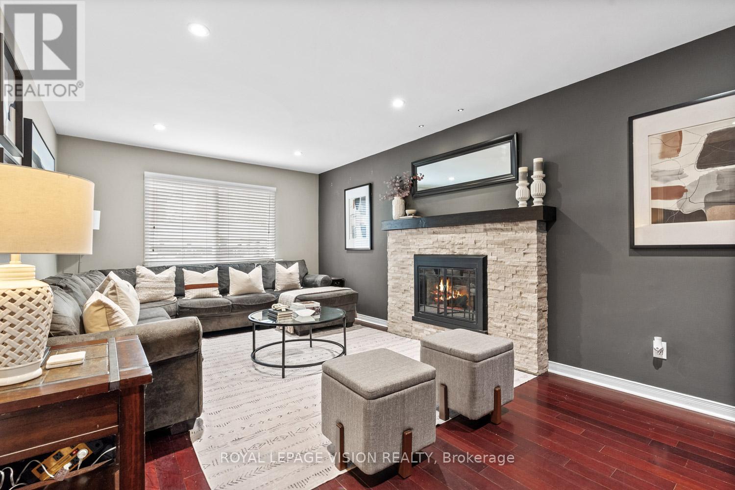 83 Bergin Road, Newmarket, Ontario  L3X 1S2 - Photo 4 - N13588090