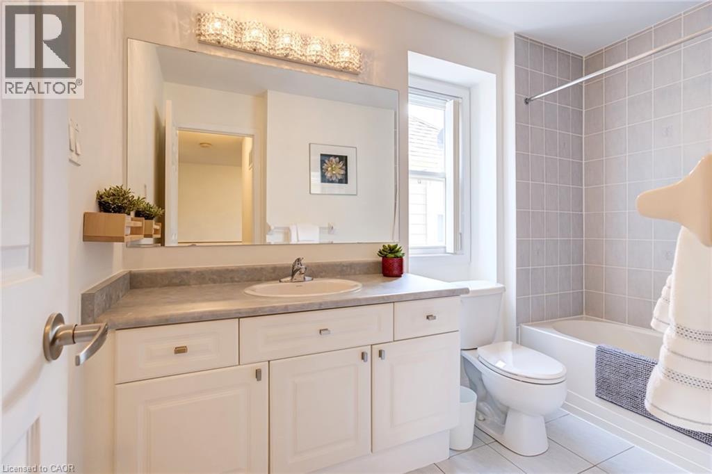 672 Mceastern Path, Milton, Ontario  L9T 0G4 - Photo 35 - 40855842