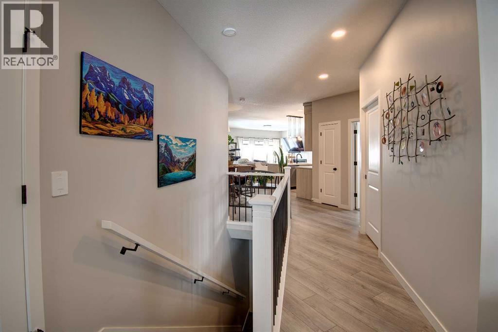 800 Mandalay Link, Carstairs, Alberta  T0M 0N0 - Photo 7 - A2307016