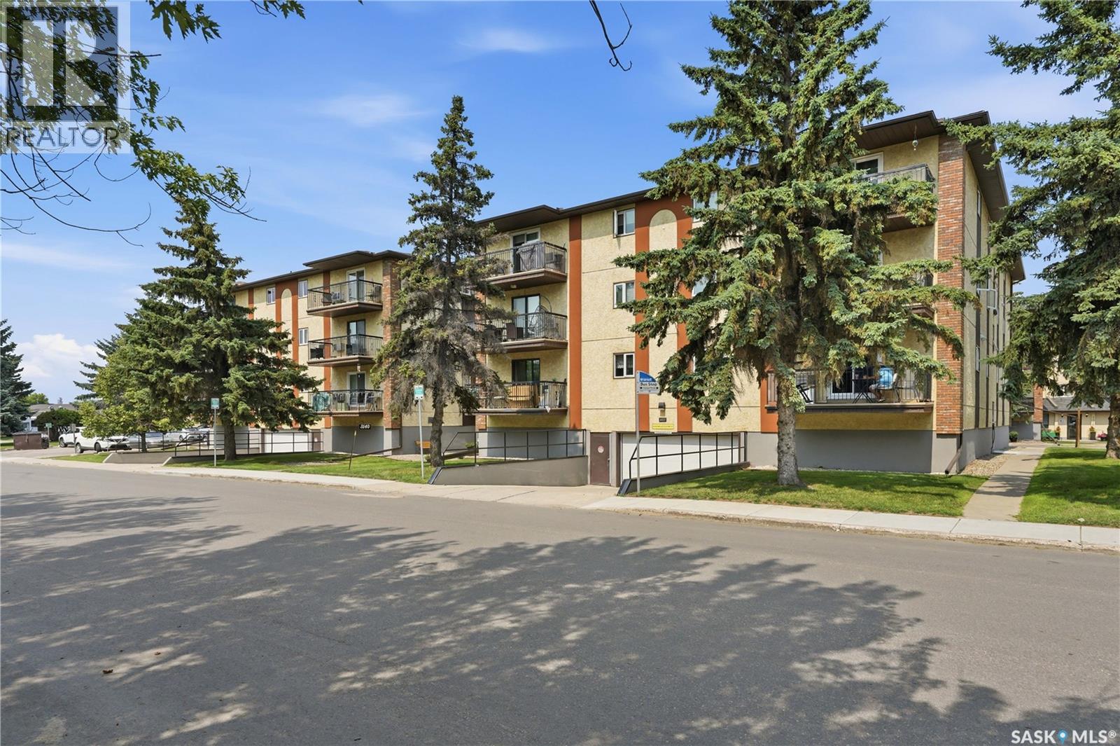 308 3140 Louise Street, Saskatoon, Saskatchewan  S7J 3L8 - Photo 1 - SK045696