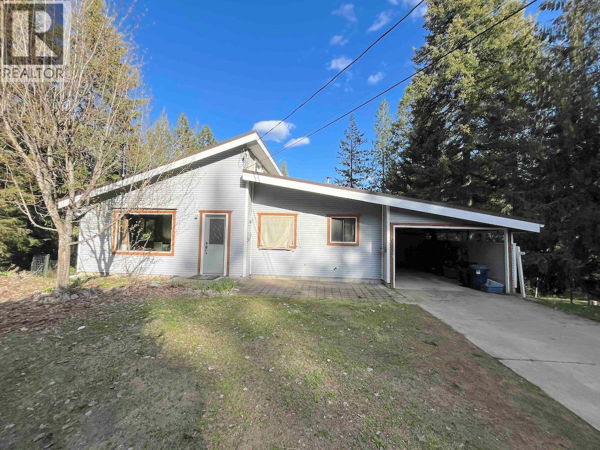 102 Chase Road, Christina Lake, British Columbia