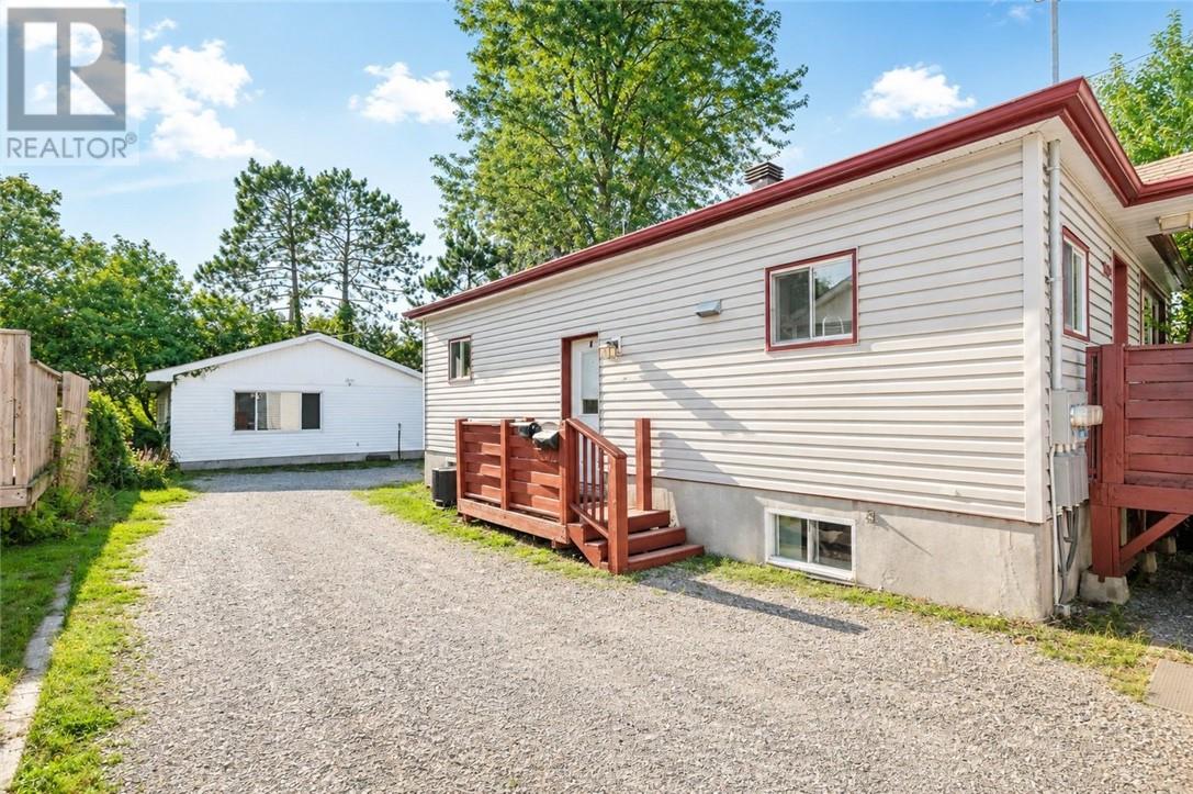 1099 Gordon Avenue, Sudbury, Ontario  P3A 2V5 - Photo 14 - 2129804