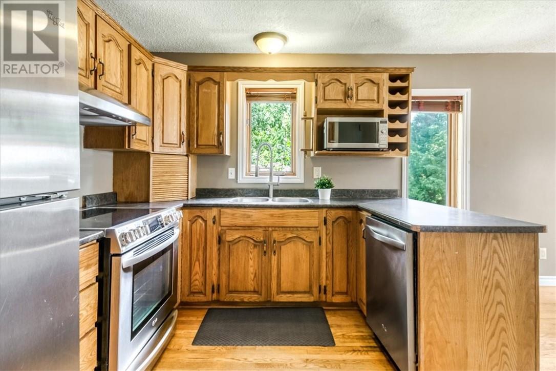 124 Notre Dame Street E, Azilda, Ontario  P0M 1B0 - Photo 6 - 2129748