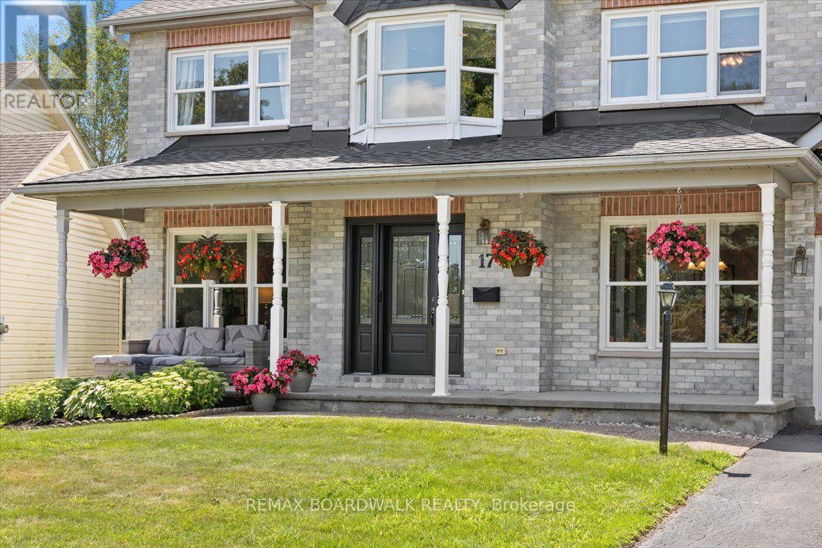 17 Shipley Crescent, Ottawa, Ontario  K2S 1R2 - Photo 2 - X13678572