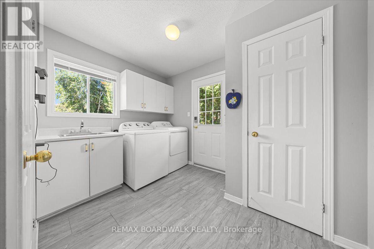 17 Shipley Crescent, Ottawa, Ontario  K2S 1R2 - Photo 23 - X13678572