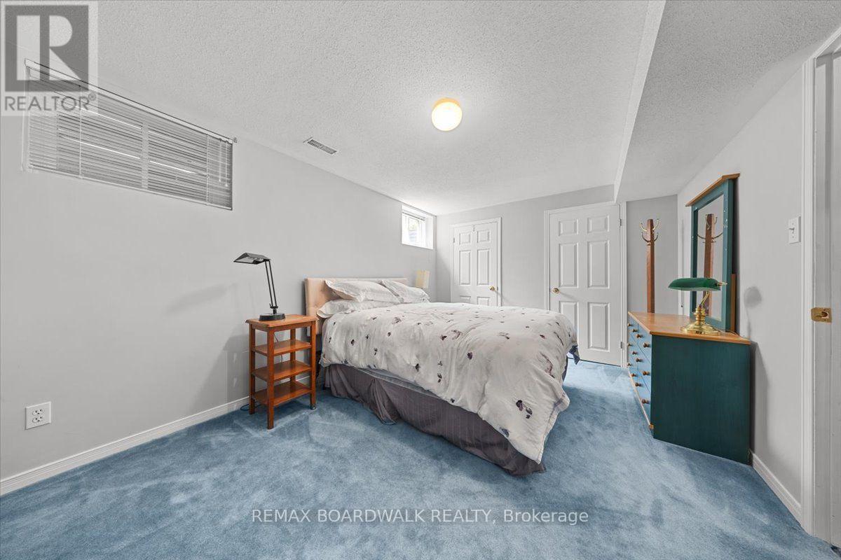 17 Shipley Crescent, Ottawa, Ontario  K2S 1R2 - Photo 38 - X13678572