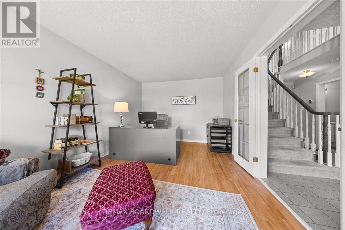 17 Shipley Crescent, Ottawa, Ontario  K2S 1R2 - Photo 7 - X13678572