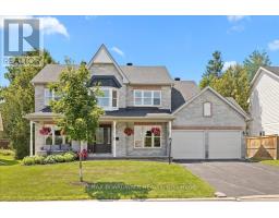 17 SHIPLEY CRESCENT, Ottawa, Ontario