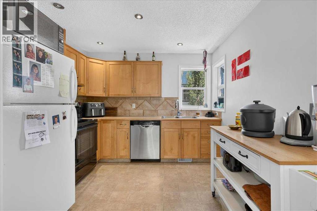 137 Bridlewood Lane Sw, Calgary, Alberta  T2Y 3X8 - Photo 14 - A2328938
