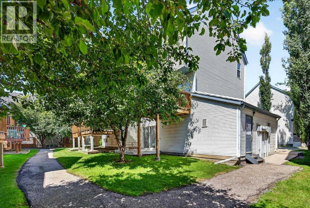 137 Bridlewood Lane Sw, Calgary, Alberta  T2Y 3X8 - Photo 36 - A2328938