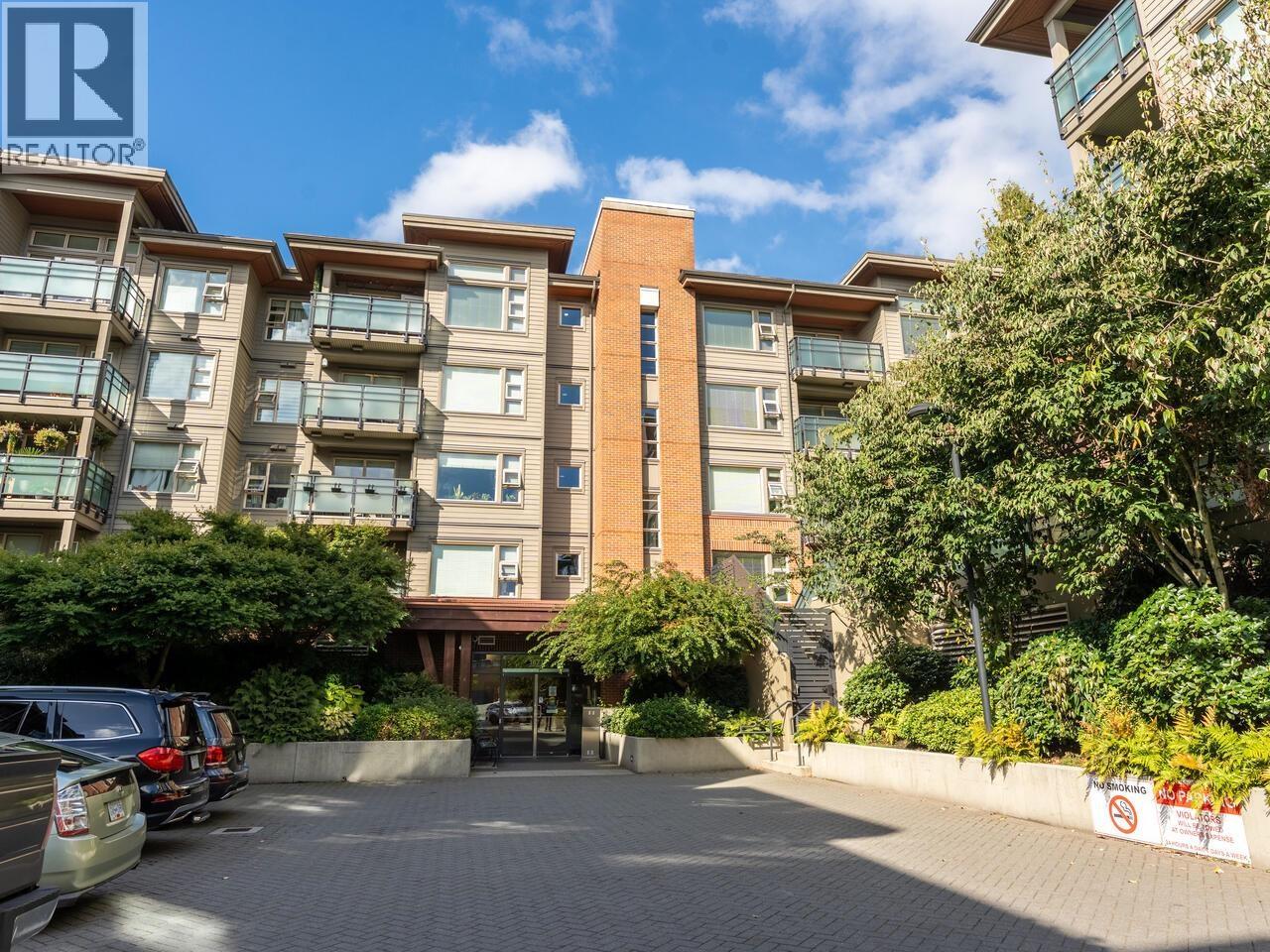 313 1677 LLOYD AVENUE, North Vancouver, British Columbia