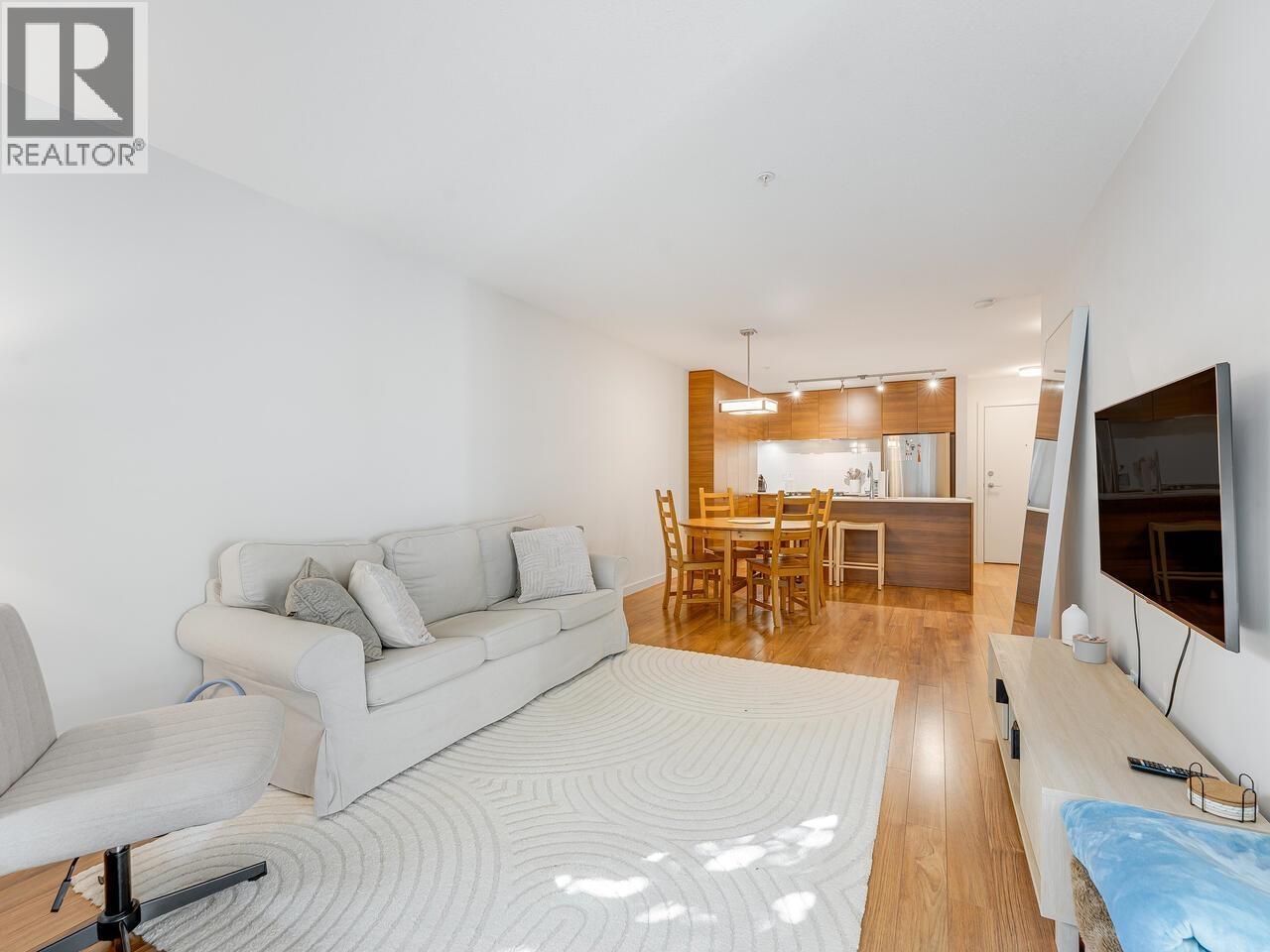 313 1677 Lloyd Avenue, North Vancouver, British Columbia  V7P 0B1 - Photo 11 - R3155742