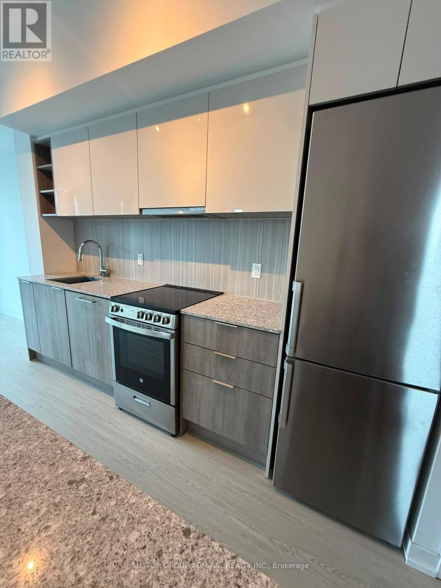 1015 - 31 Tippett Road, Toronto (Clanton Park), Ontario  M3H 0C8 - Photo 2 - C13678578