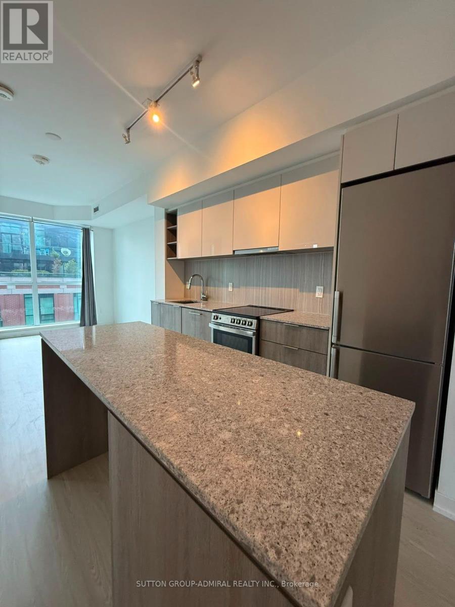 1015 - 31 Tippett Road, Toronto (Clanton Park), Ontario  M3H 0C8 - Photo 5 - C13678578