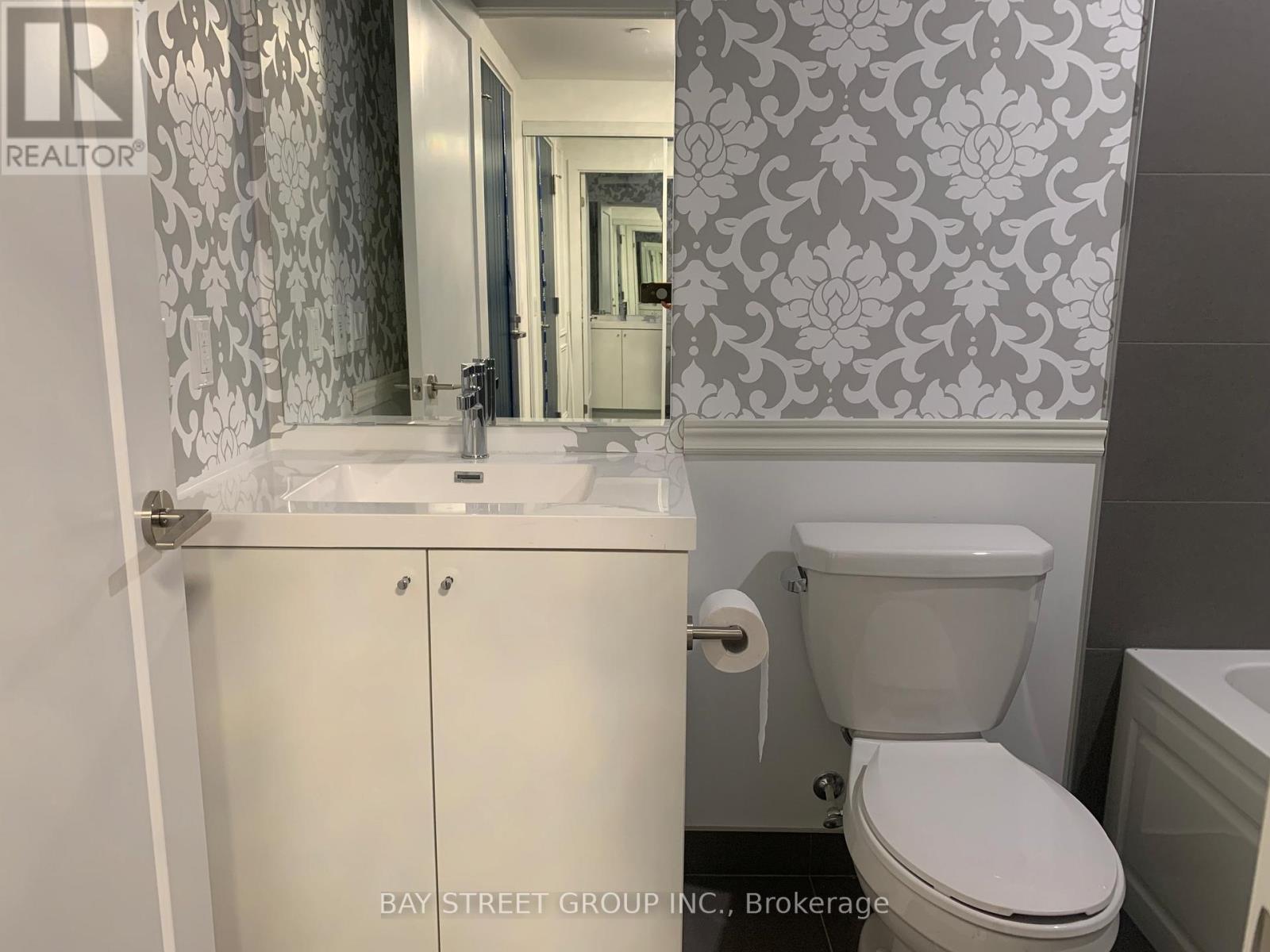 2520 - 2545 Simcoe Street N, Oshawa (Windfields), Ontario  L1L 0W3 - Photo 7 - E13678538