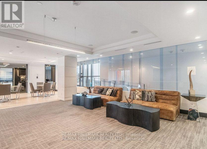 718 - 9471 Yonge Street, Richmond Hill (Observatory), Ontario  L4C 1V4 - Photo 14 - N13678550
