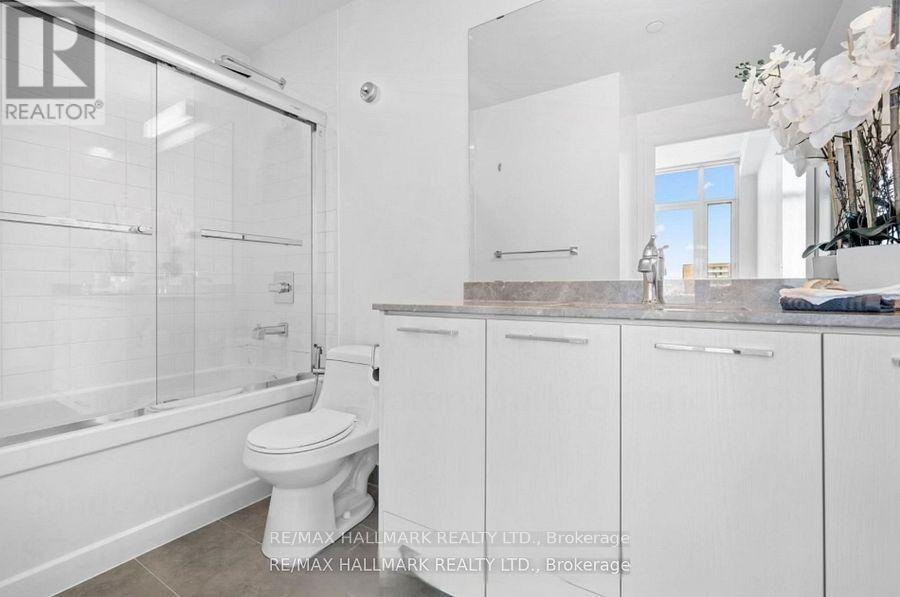 718 - 9471 Yonge Street, Richmond Hill (Observatory), Ontario  L4C 1V4 - Photo 5 - N13678550