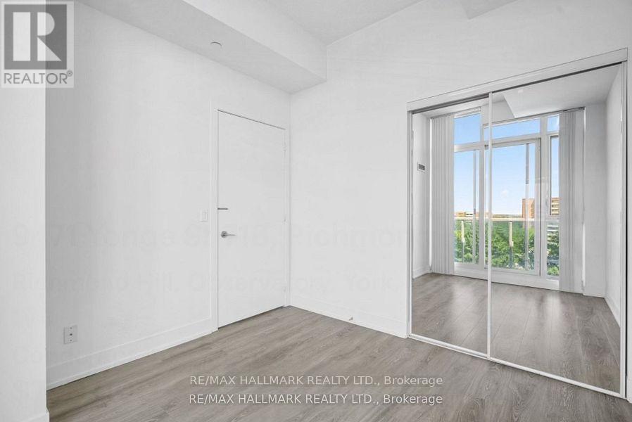 718 - 9471 Yonge Street, Richmond Hill (Observatory), Ontario  L4C 1V4 - Photo 6 - N13678550