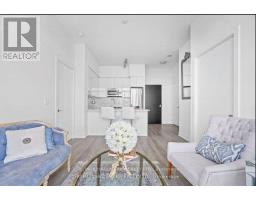 718 - 9471 YONGE STREET, Richmond Hill, Ontario
