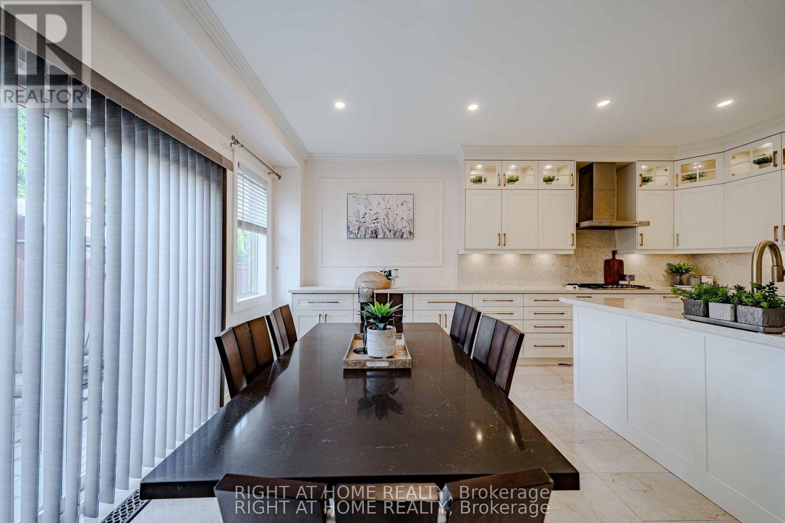 111 Forecastle Road, Vaughan (Patterson), Ontario  L4K 5H9 - Photo 11 - N13678556