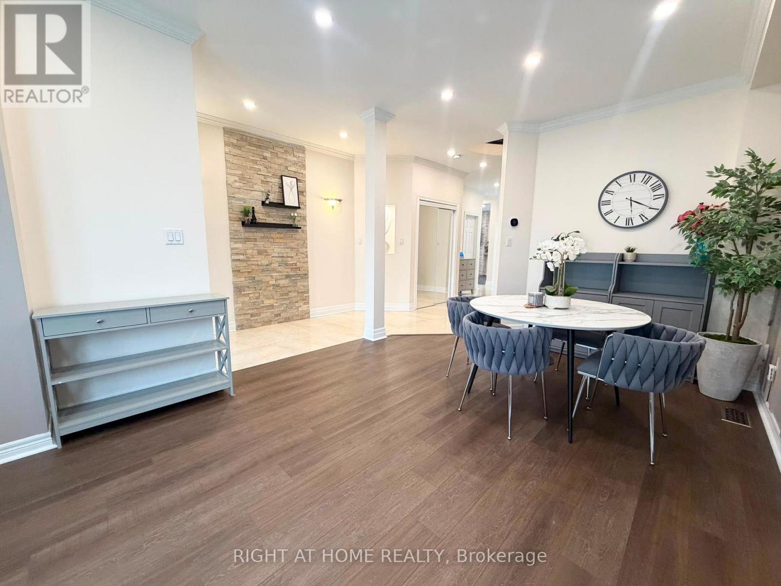 111 Forecastle Road, Vaughan (Patterson), Ontario  L4K 5H9 - Photo 5 - N13678556