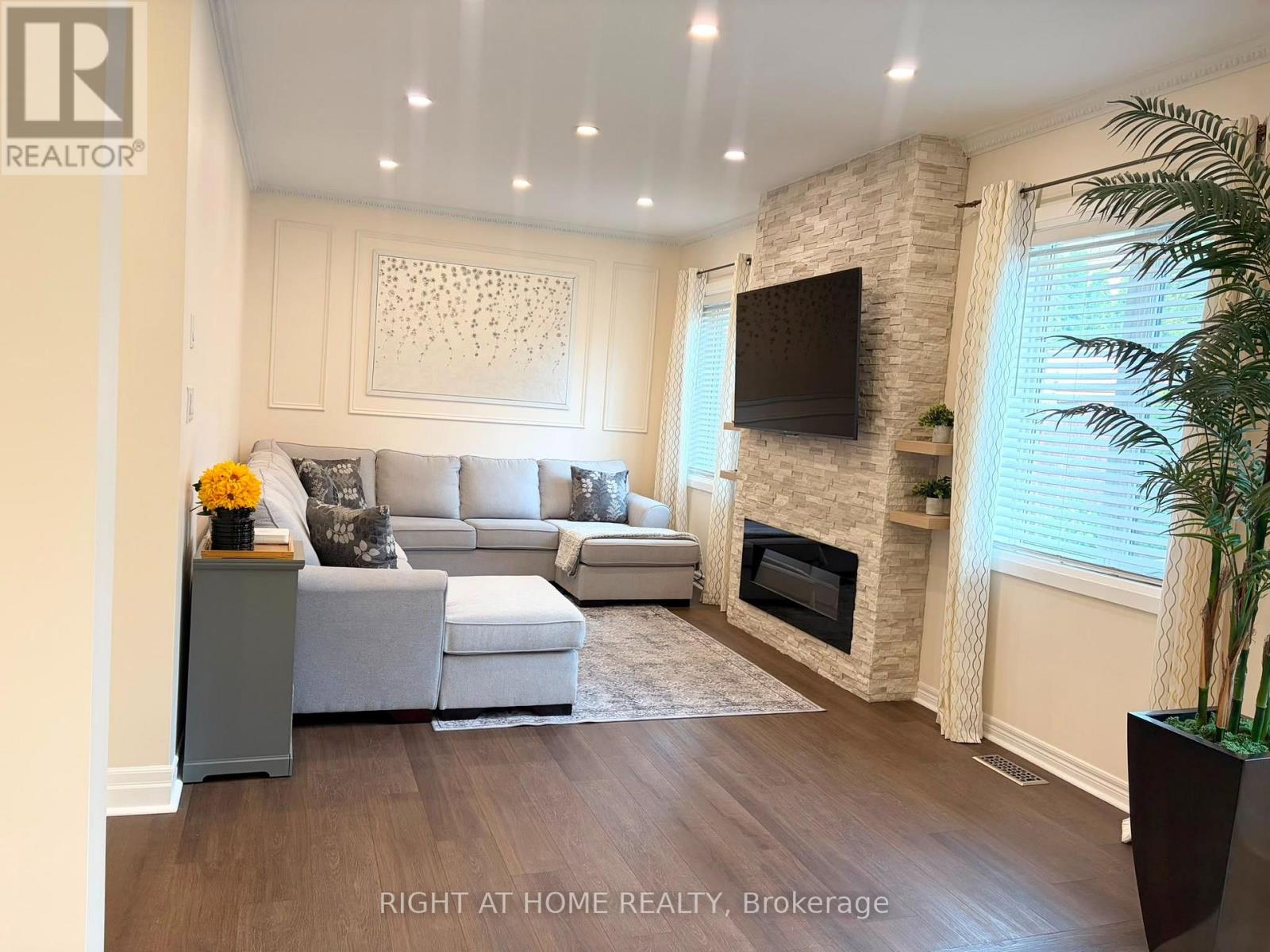 111 Forecastle Road, Vaughan (Patterson), Ontario  L4K 5H9 - Photo 7 - N13678556