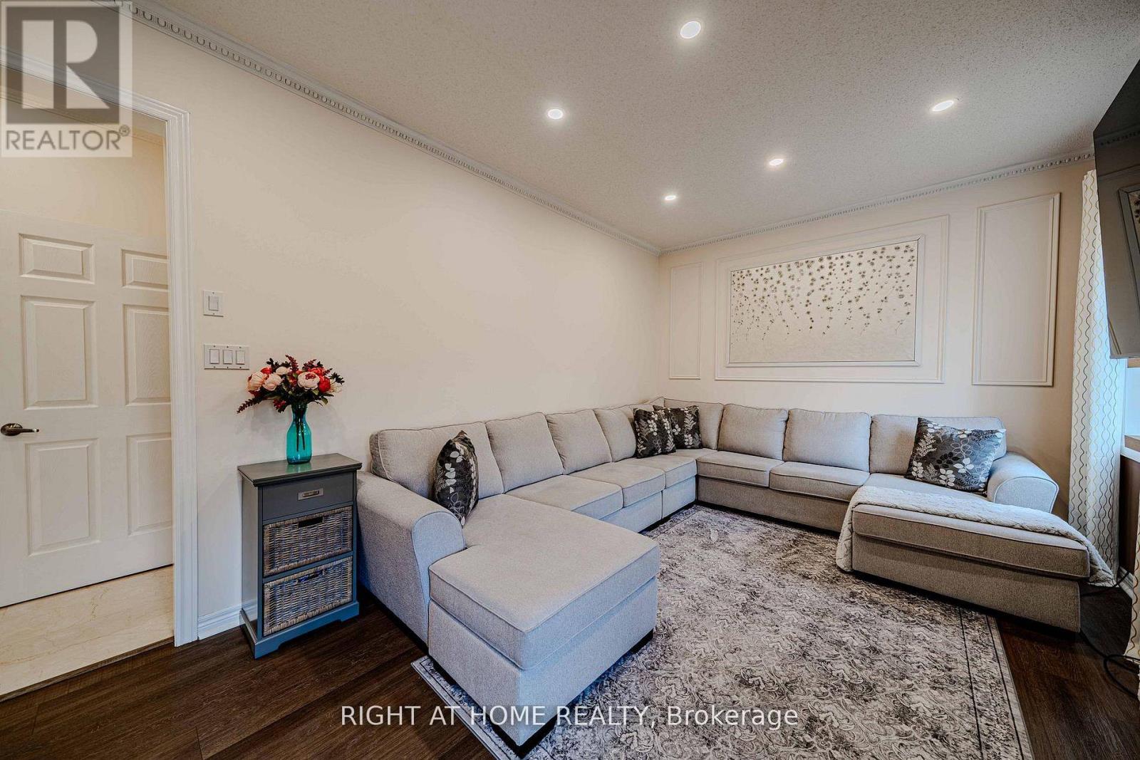 111 Forecastle Road, Vaughan (Patterson), Ontario  L4K 5H9 - Photo 8 - N13678556