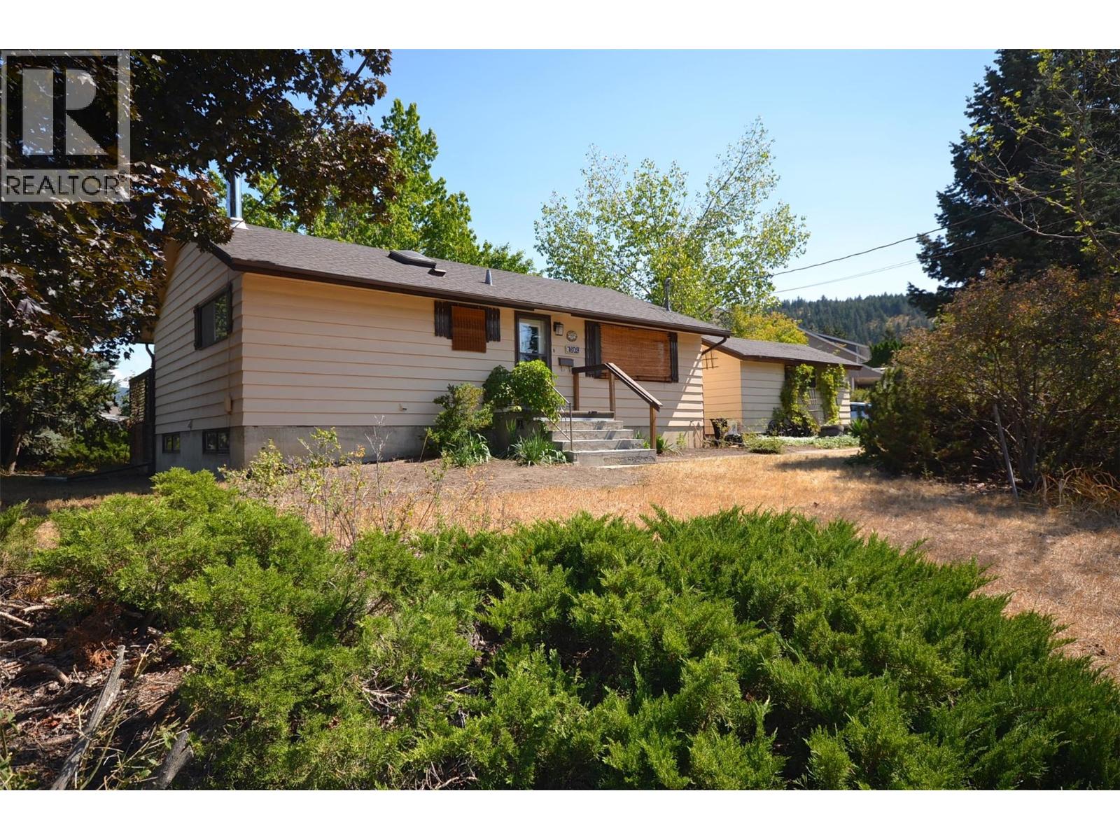 7609 Cunliffe Road, Coldstream, British Columbia