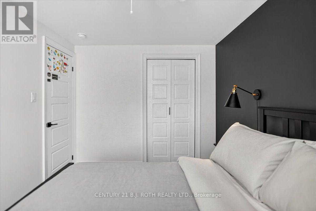 13 Clover Avenue, Barrie (Allandale Heights), Ontario  L4N 3M7 - Photo 24 - S13678582