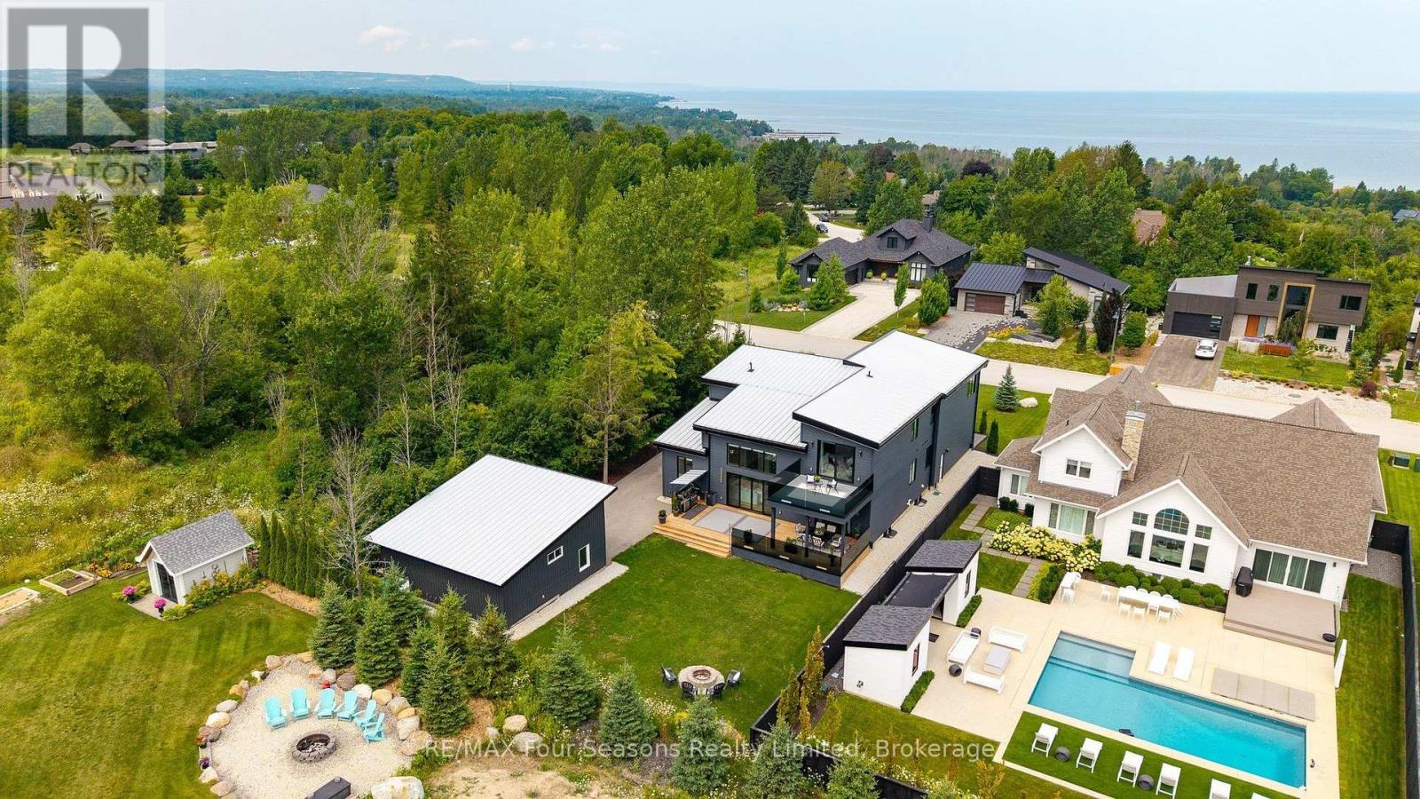 118 Barton Boulevard, Blue Mountains, Ontario  N0H 1J0 - Photo 38 - X13678554