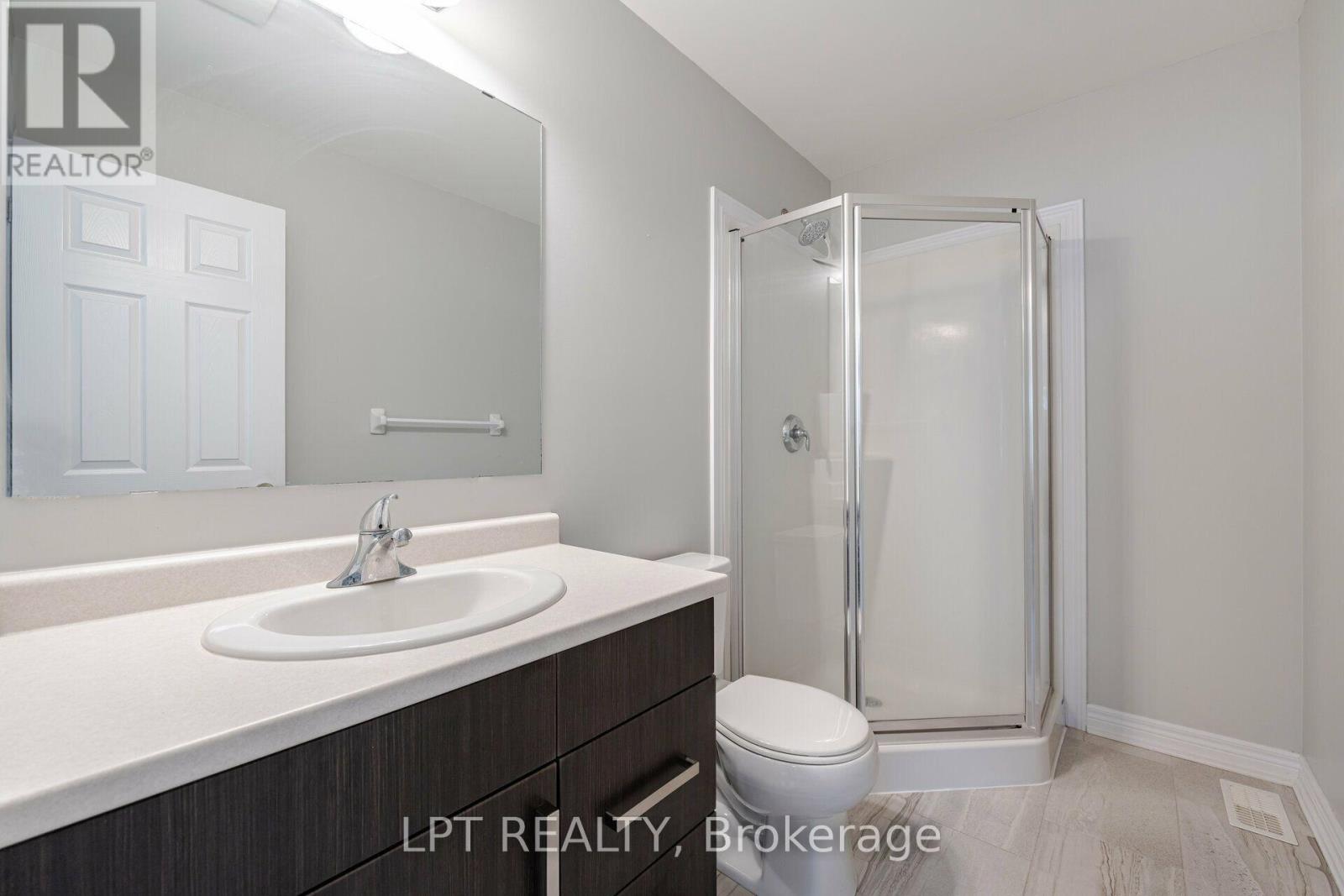 15 - 124 Parkinson Crescent, Orangeville, Ontario  L9W 6X3 - Photo 14 - W13678498