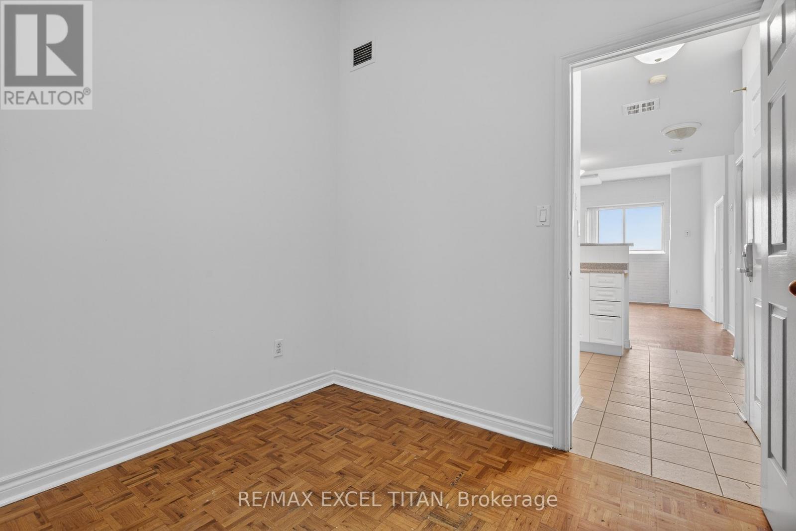 607 - 1401 Dupont Street, Toronto, Ontario  M6H 2B1 - Photo 16 - W13678516
