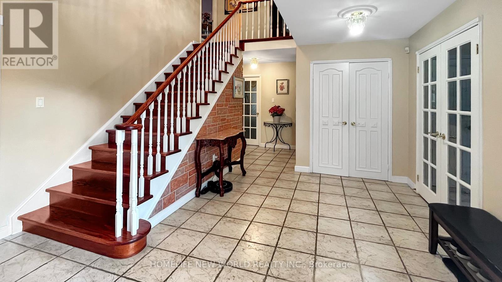 14 Madrid Crescent, Brampton, Ontario  L6S 2X4 - Photo 12 - W13678524
