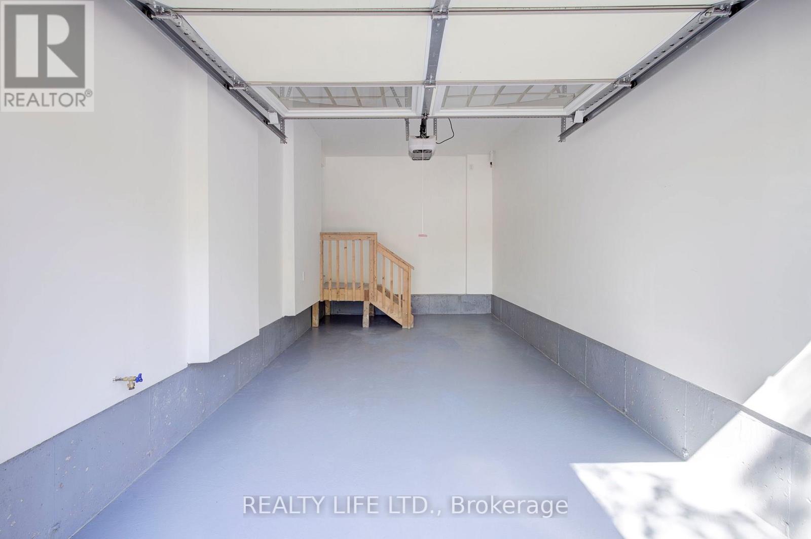 1209 Owls Head Road, Mississauga, Ontario  L5E 0A6 - Photo 43 - W13678528