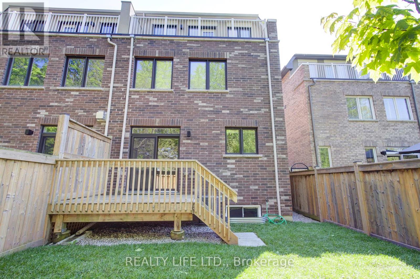 1209 Owls Head Road, Mississauga, Ontario  L5E 0A6 - Photo 46 - W13678528
