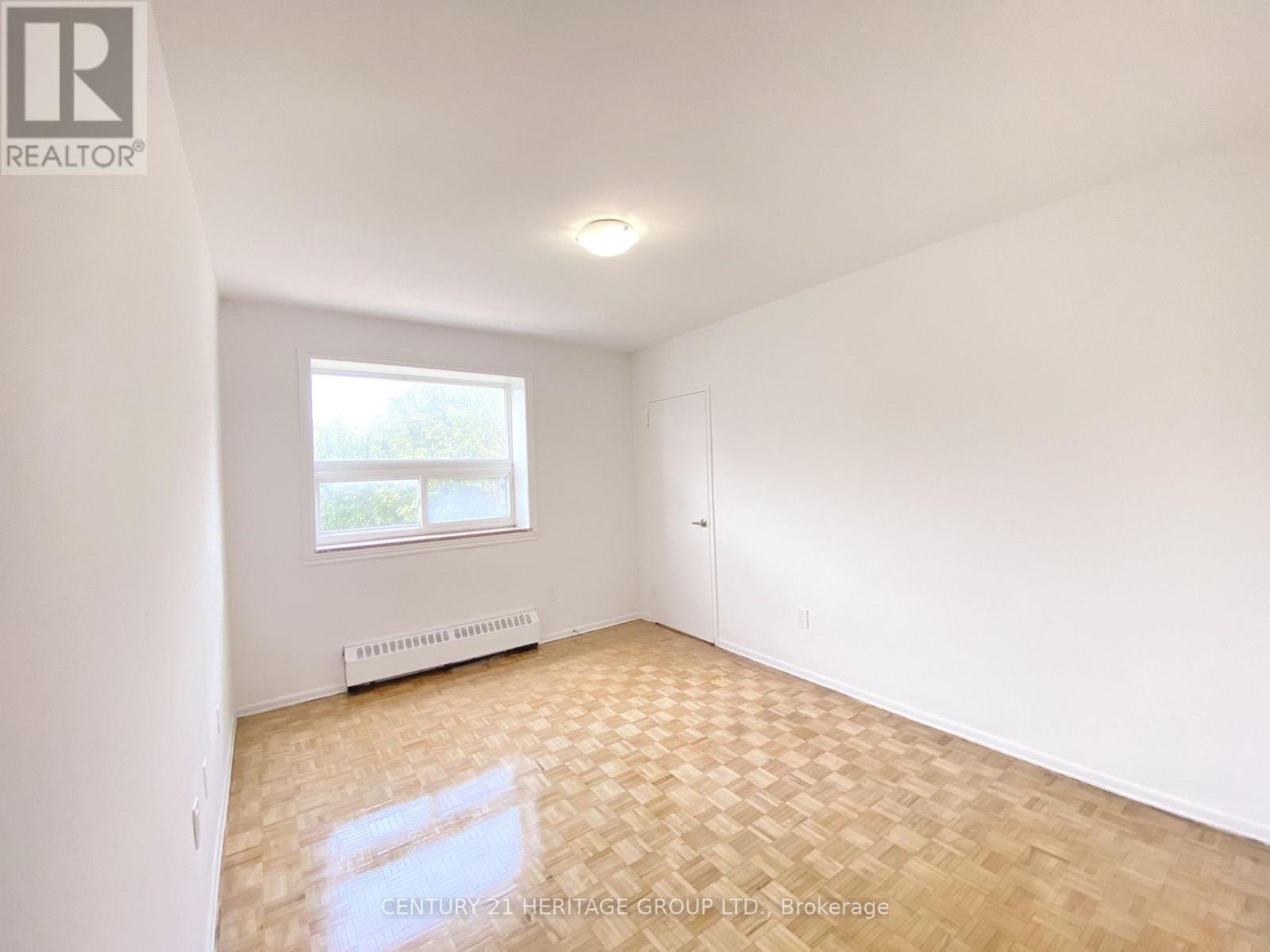 206 - 10 Garfella Drive, Toronto (Mount Olive-Silverstone-Jamestown), Ontario  M9V 2E9 - Photo 10 - W13678536
