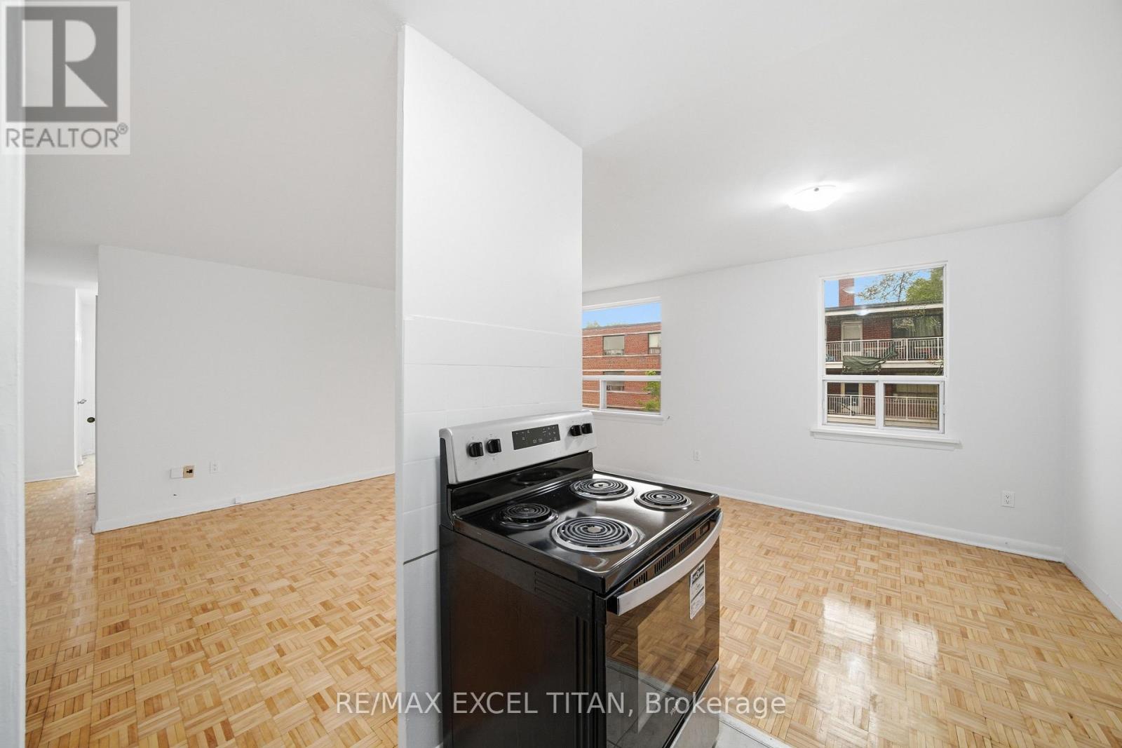 108 - 4 Hill Heights Road, Toronto, Ontario  M8Y 1Z1 - Photo 19 - W13678560