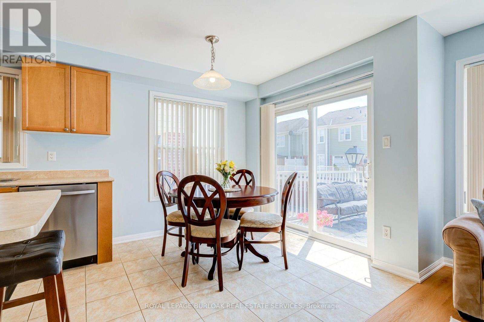 672 Mceastern Path, Milton, Ontario  L9T 0G4 - Photo 10 - W13678562