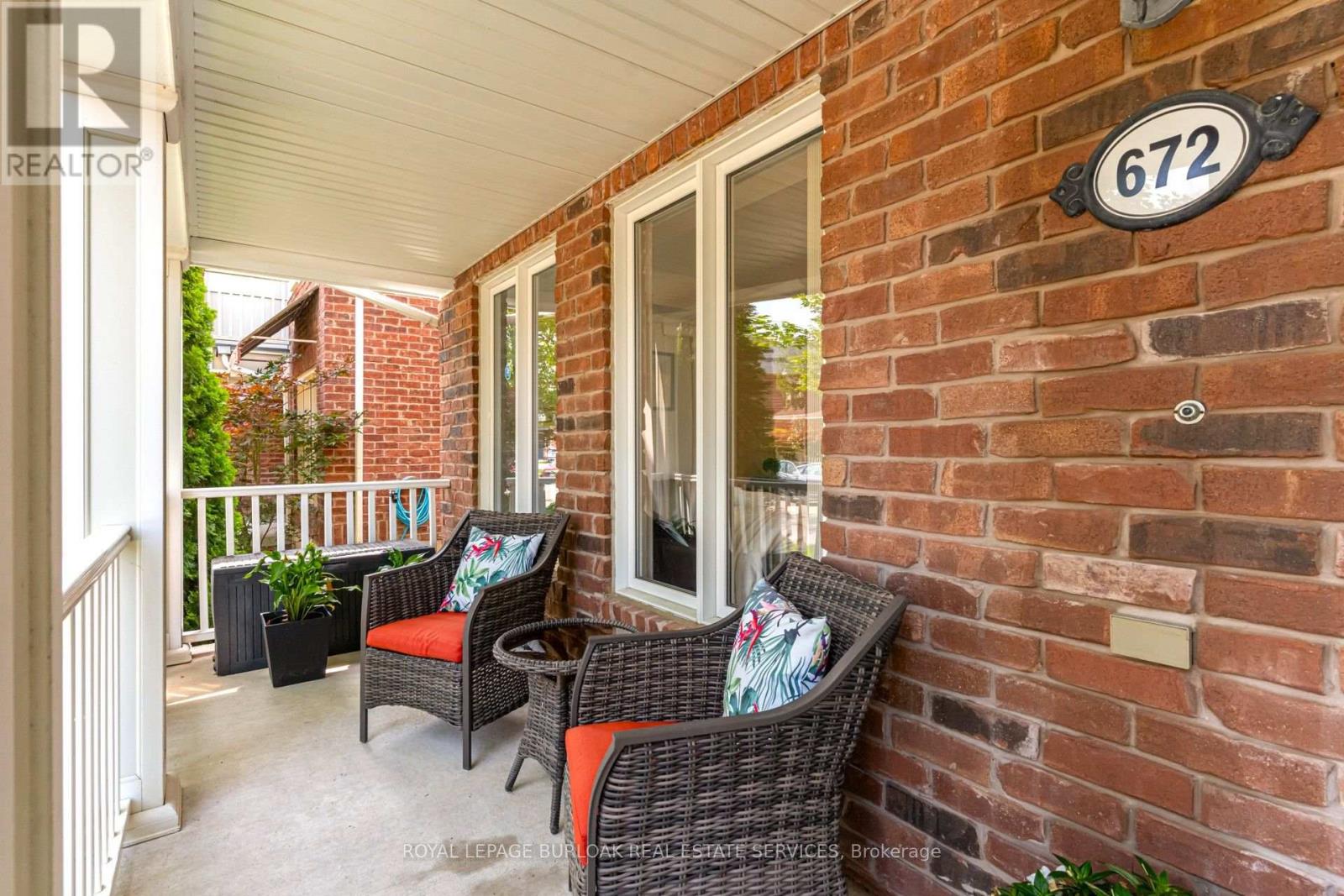 672 Mceastern Path, Milton, Ontario  L9T 0G4 - Photo 3 - W13678562