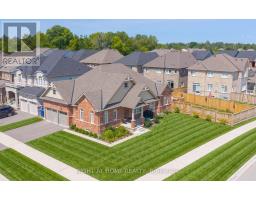 2 CLIFF THOMPSON COURT, Georgina, Ontario
