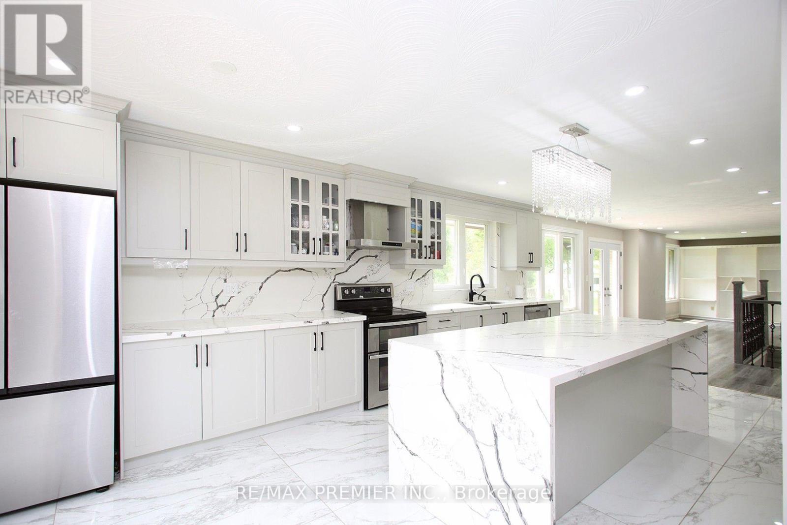 4430 Liberty Street N, Clarington, Ontario L1C 3E6 - Photo 8 - E13618462