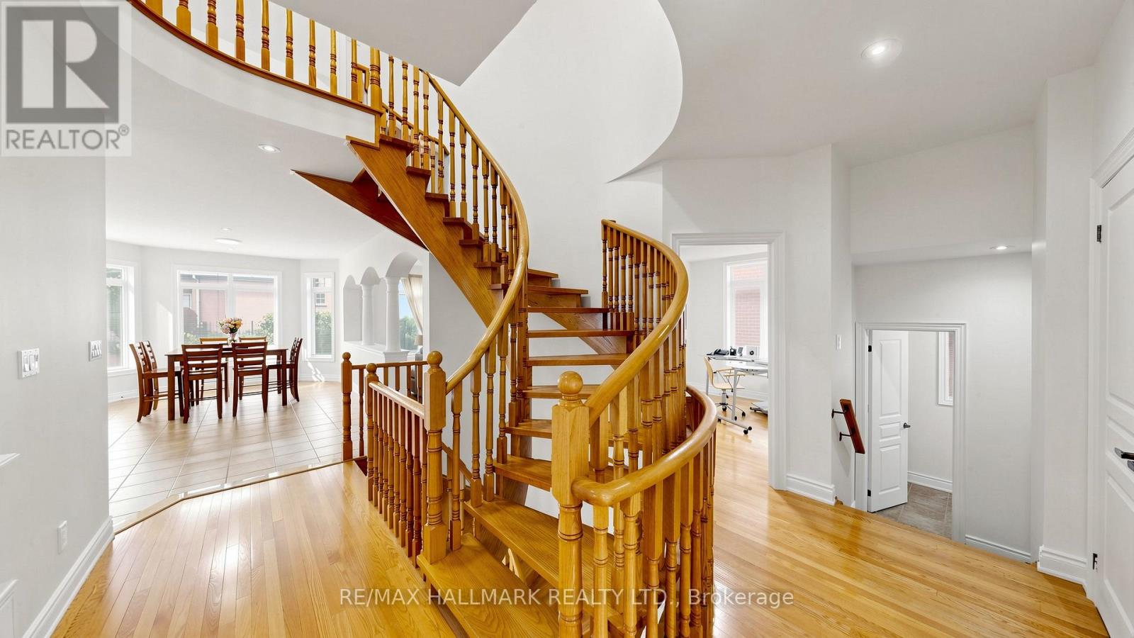 368 Paradelle Drive, Richmond Hill, Ontario  L4E 4R7 - Photo 21 - N13678272