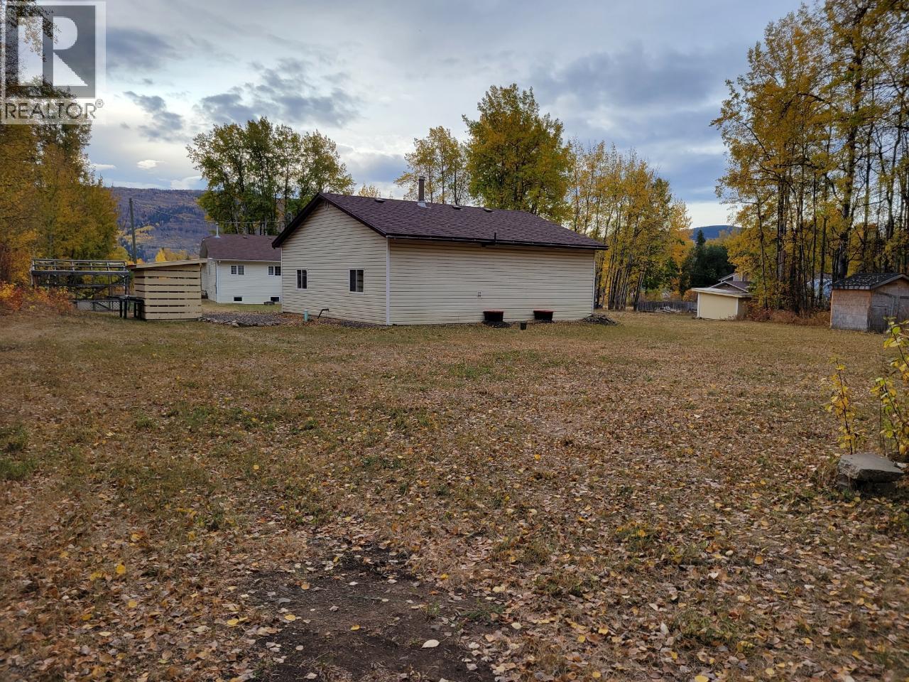 6708 Currier Road, Chetwynd, British Columbia  V0C 1J0 - Photo 34 - 10397857