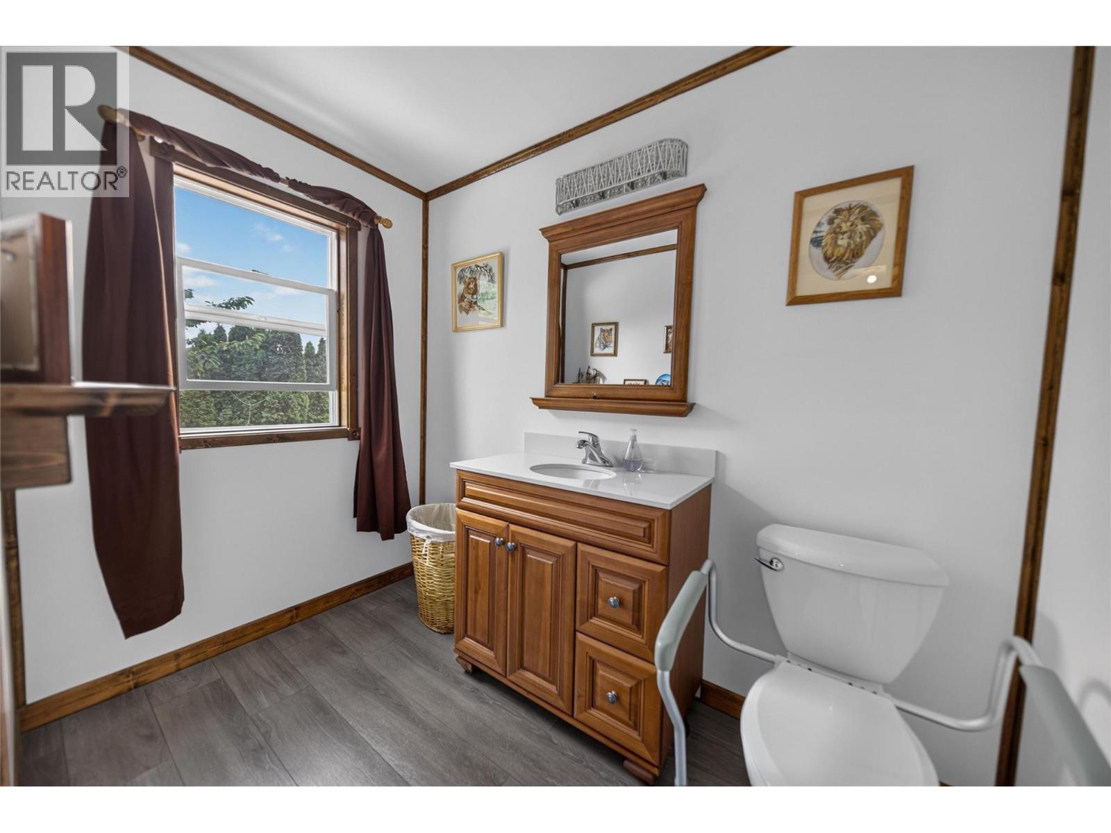 5469 Cory Road, Wynndel, British Columbia V0B 2N0 - Photo 18 - 10397890