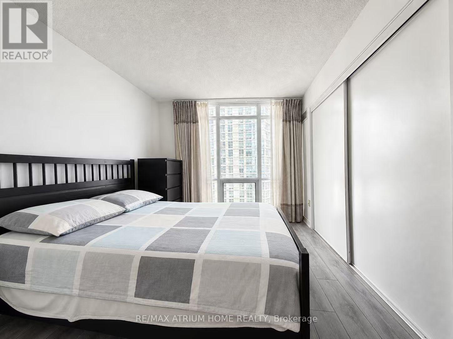 4510 - 11 Brunel Court, Toronto, Ontario  M5V 3Y3 - Photo 12 - C13674154